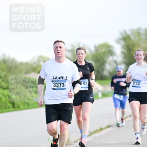 07.04.2024 - 43. Internationalen Wilhelmsburger Insellauf Dr. Thomas Lammeyer http://msf.ph/oto/6050014 07.04.2024 11:16:40 Laufen 3373, 192, 3192, 3142 meine-sportfotos.de