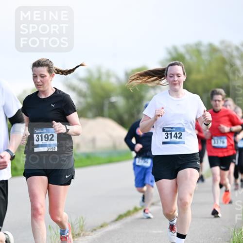 07.04.2024 - 43. Internationalen Wilhelmsburger Insellauf Dr. Thomas Lammeyer http://msf.ph/oto/6050021 07.04.2024 11:16:41 Laufen 3192, 3192, 3142, 3376 meine-sportfotos.de