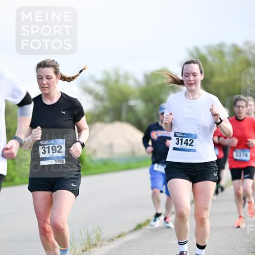 07.04.2024 - 43. Internationalen Wilhelmsburger Insellauf Dr. Thomas Lammeyer http://msf.ph/oto/6050022 07.04.2024 11:16:41 Laufen 3192, 3192, 3142, 3376 meine-sportfotos.de