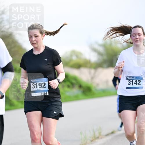 07.04.2024 - 43. Internationalen Wilhelmsburger Insellauf Dr. Thomas Lammeyer http://msf.ph/oto/6050026 07.04.2024 11:16:42 Laufen 3192, 3192, 3142 meine-sportfotos.de