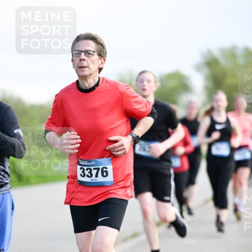 07.04.2024 - 43. Internationalen Wilhelmsburger Insellauf Dr. Thomas Lammeyer http://msf.ph/oto/6050042 07.04.2024 11:16:45 Laufen 3376 meine-sportfotos.de