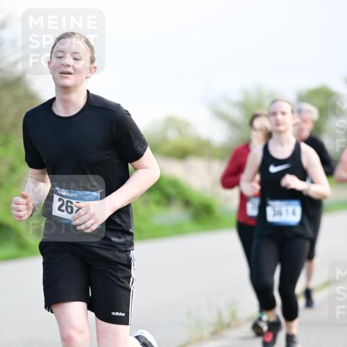 07.04.2024 - 43. Internationalen Wilhelmsburger Insellauf Dr. Thomas Lammeyer http://msf.ph/oto/6050049 07.04.2024 11:16:46 Laufen 267, 316, 14 meine-sportfotos.de