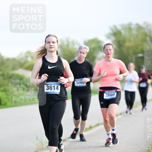 07.04.2024 - 43. Internationalen Wilhelmsburger Insellauf Dr. Thomas Lammeyer http://msf.ph/oto/6050051 07.04.2024 11:16:47 Laufen 3614, 3064, 3660 meine-sportfotos.de