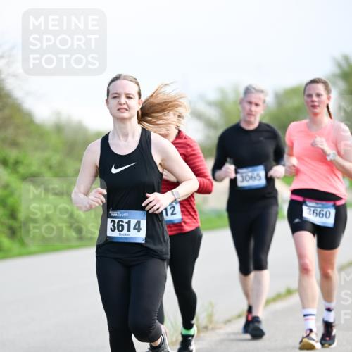 07.04.2024 - 43. Internationalen Wilhelmsburger Insellauf Dr. Thomas Lammeyer http://msf.ph/oto/6050055 07.04.2024 11:16:47 Laufen 3614, 12, 3065, 3660 meine-sportfotos.de