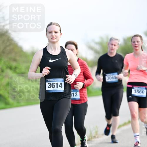 07.04.2024 - 43. Internationalen Wilhelmsburger Insellauf Dr. Thomas Lammeyer http://msf.ph/oto/6050056 07.04.2024 11:16:47 Laufen 3614, 12, 3065, 3660 meine-sportfotos.de