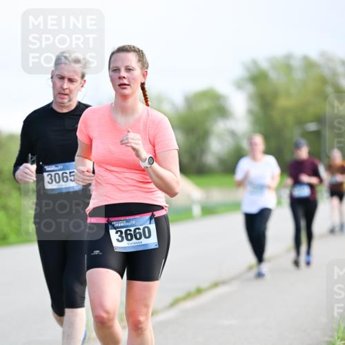 07.04.2024 - 43. Internationalen Wilhelmsburger Insellauf Dr. Thomas Lammeyer http://msf.ph/oto/6050062 07.04.2024 11:16:49 Laufen 3065, 3660 meine-sportfotos.de
