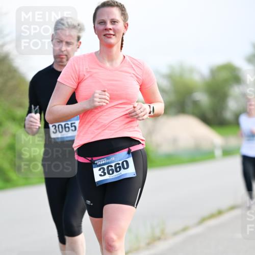07.04.2024 - 43. Internationalen Wilhelmsburger Insellauf Dr. Thomas Lammeyer http://msf.ph/oto/6050066 07.04.2024 11:16:49 Laufen 3065, 3660 meine-sportfotos.de