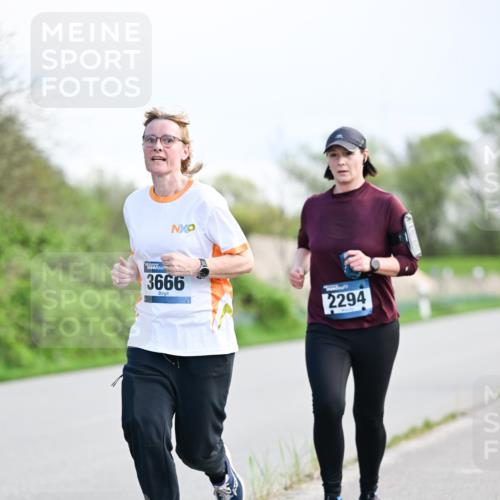 07.04.2024 - 43. Internationalen Wilhelmsburger Insellauf Dr. Thomas Lammeyer http://msf.ph/oto/6050087 07.04.2024 11:16:54 Laufen 3666, 2294 meine-sportfotos.de