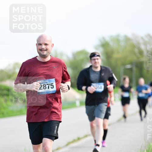 07.04.2024 - 43. Internationalen Wilhelmsburger Insellauf Dr. Thomas Lammeyer http://msf.ph/oto/6050129 07.04.2024 11:17:04 Laufen 2875 meine-sportfotos.de