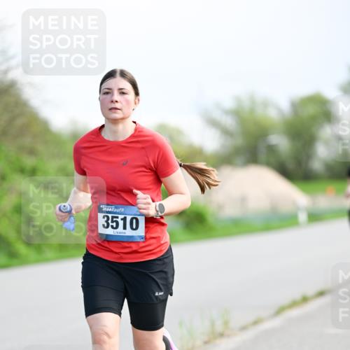 07.04.2024 - 43. Internationalen Wilhelmsburger Insellauf Dr. Thomas Lammeyer http://msf.ph/oto/6050148 07.04.2024 11:17:08 Laufen 3510 meine-sportfotos.de