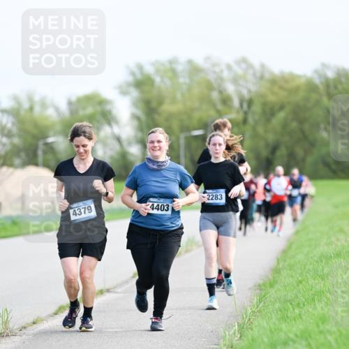 07.04.2024 - 43. Internationalen Wilhelmsburger Insellauf Dr. Thomas Lammeyer http://msf.ph/oto/6050156 07.04.2024 11:17:10 Laufen 4379, 4403, 2283 meine-sportfotos.de