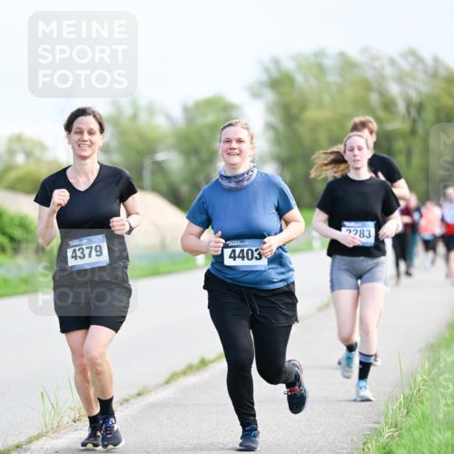 07.04.2024 - 43. Internationalen Wilhelmsburger Insellauf Dr. Thomas Lammeyer http://msf.ph/oto/6050160 07.04.2024 11:17:11 Laufen 4379, 4403, 2283 meine-sportfotos.de
