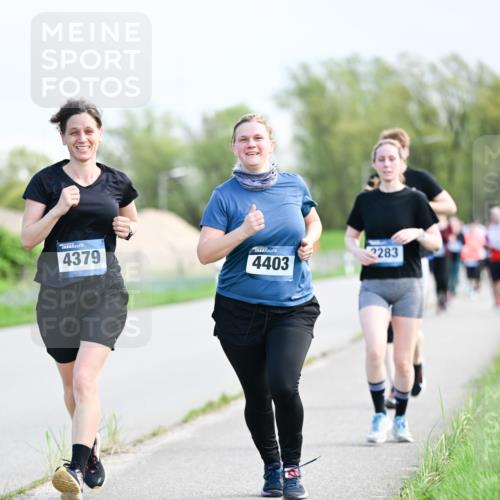07.04.2024 - 43. Internationalen Wilhelmsburger Insellauf Dr. Thomas Lammeyer http://msf.ph/oto/6050161 07.04.2024 11:17:11 Laufen 4379, 2283, 4403 meine-sportfotos.de
