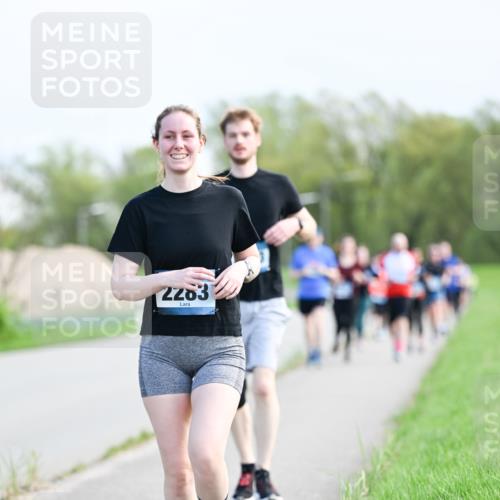 07.04.2024 - 43. Internationalen Wilhelmsburger Insellauf Dr. Thomas Lammeyer http://msf.ph/oto/6050175 07.04.2024 11:17:13 Laufen 2263 meine-sportfotos.de