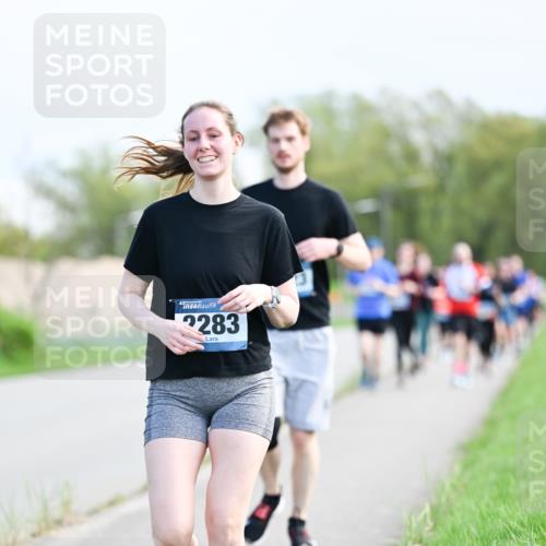 07.04.2024 - 43. Internationalen Wilhelmsburger Insellauf Dr. Thomas Lammeyer http://msf.ph/oto/6050177 07.04.2024 11:17:13 Laufen 2283 meine-sportfotos.de
