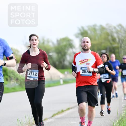 07.04.2024 - 43. Internationalen Wilhelmsburger Insellauf Dr. Thomas Lammeyer http://msf.ph/oto/6050210 07.04.2024 11:17:23 Laufen 2712, 2712, 2934, 3800 meine-sportfotos.de