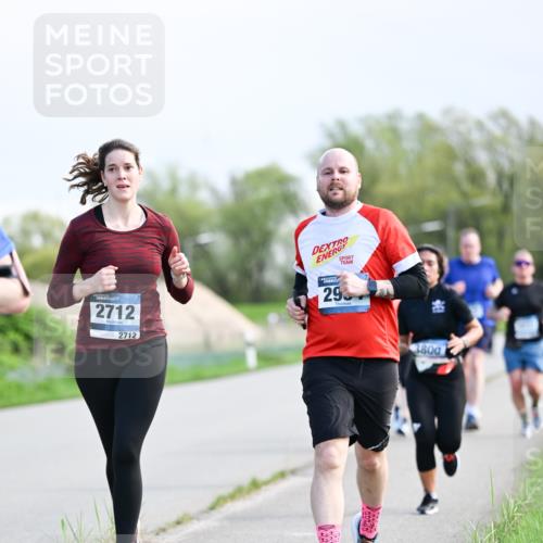 07.04.2024 - 43. Internationalen Wilhelmsburger Insellauf Dr. Thomas Lammeyer http://msf.ph/oto/6050211 07.04.2024 11:17:23 Laufen 2712, 2712, 29, 3800 meine-sportfotos.de