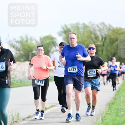 07.04.2024 - 43. Internationalen Wilhelmsburger Insellauf Dr. Thomas Lammeyer http://msf.ph/oto/6050236 07.04.2024 11:17:28 Laufen 18, 2178, 345, 4327, 4237, 4237 meine-sportfotos.de