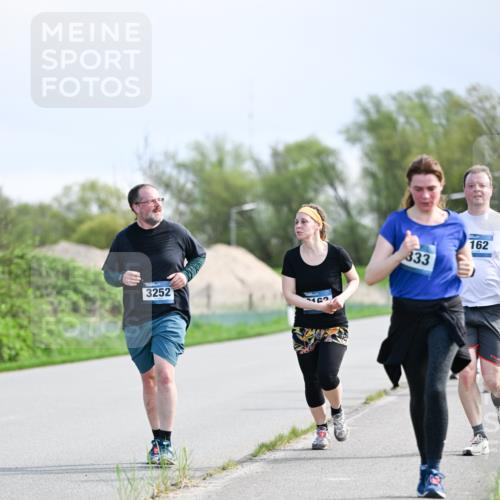 07.04.2024 - 43. Internationalen Wilhelmsburger Insellauf Dr. Thomas Lammeyer http://msf.ph/oto/6050273 07.04.2024 11:17:36 Laufen 3252, 162, 333, 162 meine-sportfotos.de