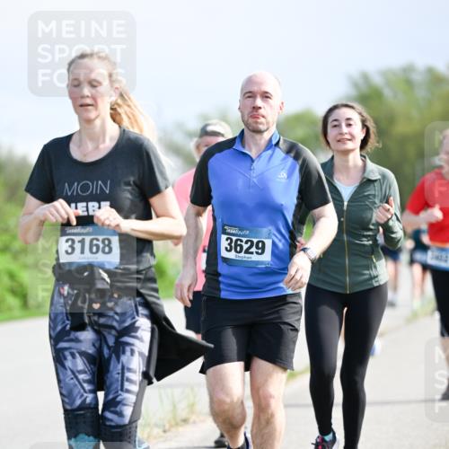 07.04.2024 - 43. Internationalen Wilhelmsburger Insellauf Dr. Thomas Lammeyer http://msf.ph/oto/6050313 07.04.2024 11:17:42 Laufen 3168, 43, 3629 meine-sportfotos.de