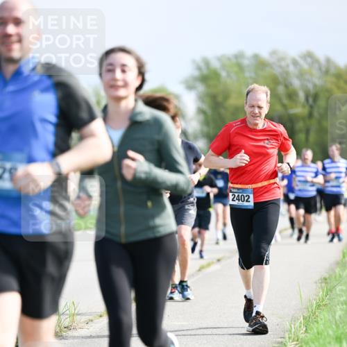 07.04.2024 - 43. Internationalen Wilhelmsburger Insellauf Dr. Thomas Lammeyer http://msf.ph/oto/6050318 07.04.2024 11:17:43 Laufen 2402 meine-sportfotos.de