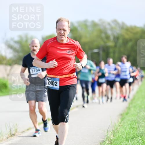 07.04.2024 - 43. Internationalen Wilhelmsburger Insellauf Dr. Thomas Lammeyer http://msf.ph/oto/6050322 07.04.2024 11:17:45 Laufen 3104, 2402 meine-sportfotos.de