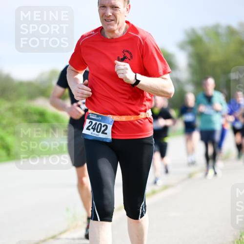 07.04.2024 - 43. Internationalen Wilhelmsburger Insellauf Dr. Thomas Lammeyer http://msf.ph/oto/6050330 07.04.2024 11:17:46 Laufen 2402 meine-sportfotos.de