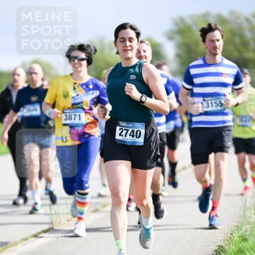 07.04.2024 - 43. Internationalen Wilhelmsburger Insellauf Dr. Thomas Lammeyer http://msf.ph/oto/6050367 07.04.2024 11:17:52 Laufen 3871, 2740, 3155 meine-sportfotos.de