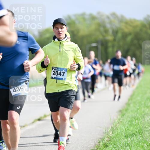 07.04.2024 - 43. Internationalen Wilhelmsburger Insellauf Dr. Thomas Lammeyer http://msf.ph/oto/6050380 07.04.2024 11:17:55 Laufen 435, 2047 meine-sportfotos.de