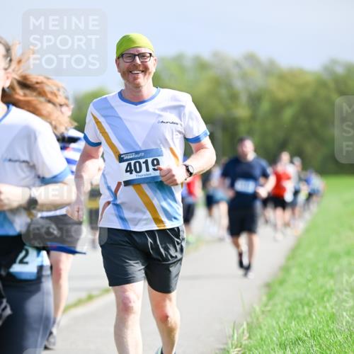 07.04.2024 - 43. Internationalen Wilhelmsburger Insellauf Dr. Thomas Lammeyer http://msf.ph/oto/6050388 07.04.2024 11:17:57 Laufen 4019 meine-sportfotos.de