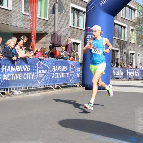 07.04.2024 - 43. Internationalen Wilhelmsburger Insellauf Strokosch-Dieckow http://msf.ph/oto/6050418 07.04.2024 11:17:12 Ziel 3238 meine-sportfotos.de