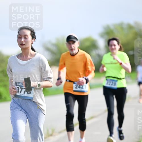 07.04.2024 - 43. Internationalen Wilhelmsburger Insellauf Dr. Thomas Lammeyer http://msf.ph/oto/6050489 07.04.2024 11:18:17 Laufen 3775, 2421 meine-sportfotos.de