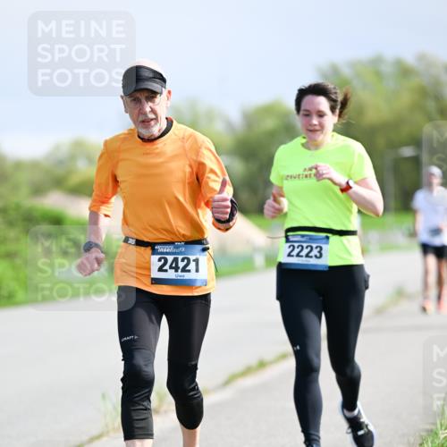07.04.2024 - 43. Internationalen Wilhelmsburger Insellauf Dr. Thomas Lammeyer http://msf.ph/oto/6050493 07.04.2024 11:18:18 Laufen 2421, 2223 meine-sportfotos.de