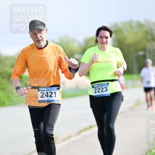 07.04.2024 - 43. Internationalen Wilhelmsburger Insellauf Dr. Thomas Lammeyer http://msf.ph/oto/6050495 07.04.2024 11:18:18 Laufen 2421, 2223 meine-sportfotos.de