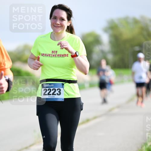 07.04.2024 - 43. Internationalen Wilhelmsburger Insellauf Dr. Thomas Lammeyer http://msf.ph/oto/6050500 07.04.2024 11:18:19 Laufen 2223 meine-sportfotos.de