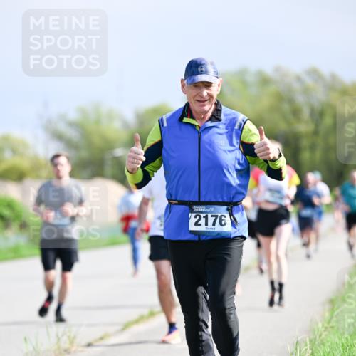 07.04.2024 - 43. Internationalen Wilhelmsburger Insellauf Dr. Thomas Lammeyer http://msf.ph/oto/6050510 07.04.2024 11:18:24 Laufen 2176 meine-sportfotos.de