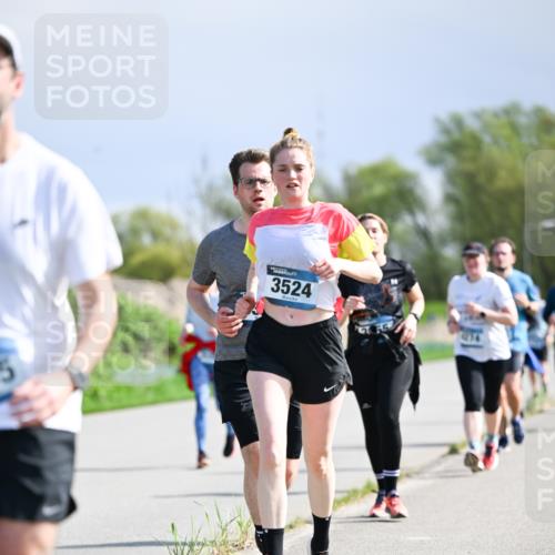 07.04.2024 - 43. Internationalen Wilhelmsburger Insellauf Dr. Thomas Lammeyer http://msf.ph/oto/6050528 07.04.2024 11:18:27 Laufen 3524 meine-sportfotos.de