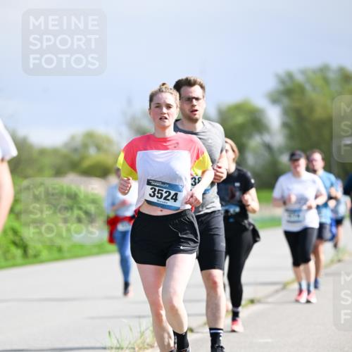 07.04.2024 - 43. Internationalen Wilhelmsburger Insellauf Dr. Thomas Lammeyer http://msf.ph/oto/6050530 07.04.2024 11:18:27 Laufen 3524, 39 meine-sportfotos.de