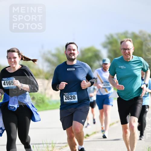 07.04.2024 - 43. Internationalen Wilhelmsburger Insellauf Dr. Thomas Lammeyer http://msf.ph/oto/6050565 07.04.2024 11:18:34 Laufen 4165, 27, 2620 meine-sportfotos.de
