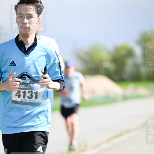 07.04.2024 - 43. Internationalen Wilhelmsburger Insellauf Dr. Thomas Lammeyer http://msf.ph/oto/6050586 07.04.2024 11:18:38 Laufen 4131 meine-sportfotos.de