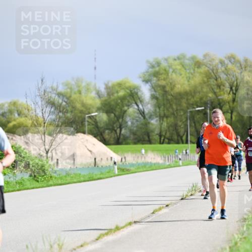 07.04.2024 - 43. Internationalen Wilhelmsburger Insellauf Dr. Thomas Lammeyer http://msf.ph/oto/6050590 07.04.2024 11:18:39 Laufen 231 meine-sportfotos.de