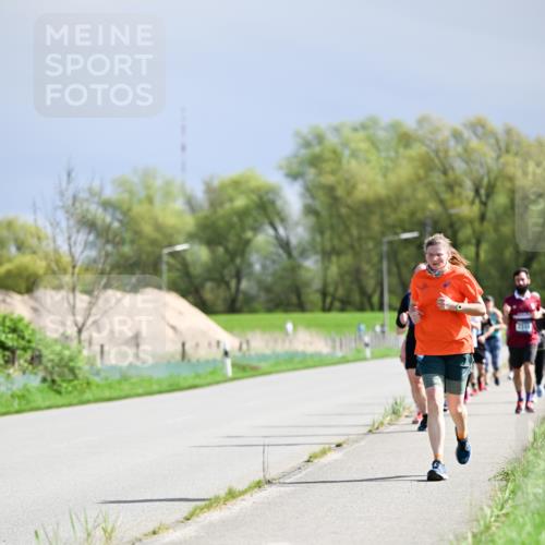 07.04.2024 - 43. Internationalen Wilhelmsburger Insellauf Dr. Thomas Lammeyer http://msf.ph/oto/6050592 07.04.2024 11:18:39 Laufen  meine-sportfotos.de