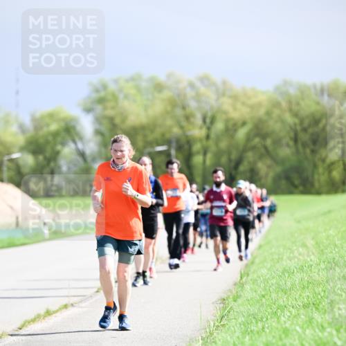 07.04.2024 - 43. Internationalen Wilhelmsburger Insellauf Dr. Thomas Lammeyer http://msf.ph/oto/6050598 07.04.2024 11:18:41 Laufen  meine-sportfotos.de