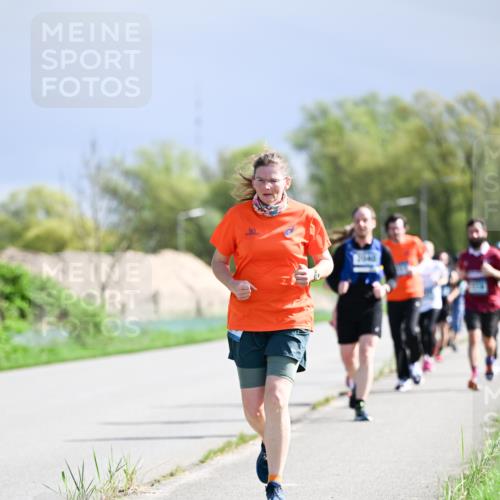 07.04.2024 - 43. Internationalen Wilhelmsburger Insellauf Dr. Thomas Lammeyer http://msf.ph/oto/6050600 07.04.2024 11:18:42 Laufen  meine-sportfotos.de