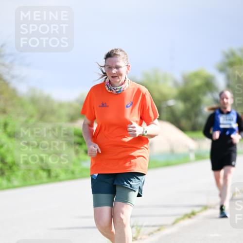 07.04.2024 - 43. Internationalen Wilhelmsburger Insellauf Dr. Thomas Lammeyer http://msf.ph/oto/6050611 07.04.2024 11:18:44 Laufen  meine-sportfotos.de