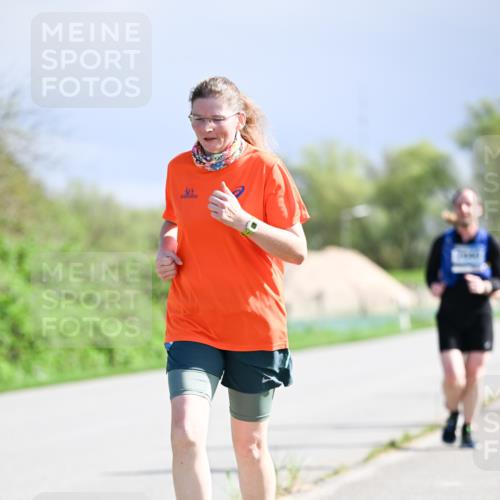 07.04.2024 - 43. Internationalen Wilhelmsburger Insellauf Dr. Thomas Lammeyer http://msf.ph/oto/6050612 07.04.2024 11:18:44 Laufen  meine-sportfotos.de