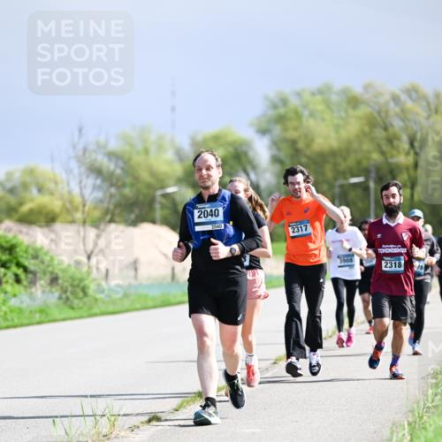 07.04.2024 - 43. Internationalen Wilhelmsburger Insellauf Dr. Thomas Lammeyer http://msf.ph/oto/6050617 07.04.2024 11:18:45 Laufen 2040, 2040, 2317, 1988, 2318 meine-sportfotos.de