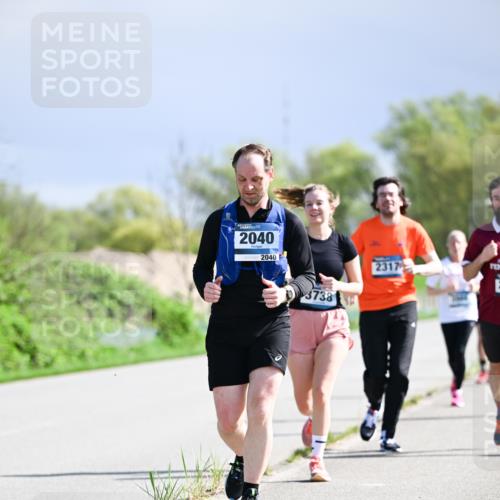 07.04.2024 - 43. Internationalen Wilhelmsburger Insellauf Dr. Thomas Lammeyer http://msf.ph/oto/6050625 07.04.2024 11:18:46 Laufen 2040, 2040, 3738, 2317 meine-sportfotos.de