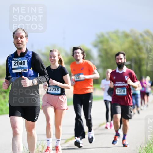 07.04.2024 - 43. Internationalen Wilhelmsburger Insellauf Dr. Thomas Lammeyer http://msf.ph/oto/6050630 07.04.2024 11:18:47 Laufen 2040, 2040, 3738, 2318 meine-sportfotos.de