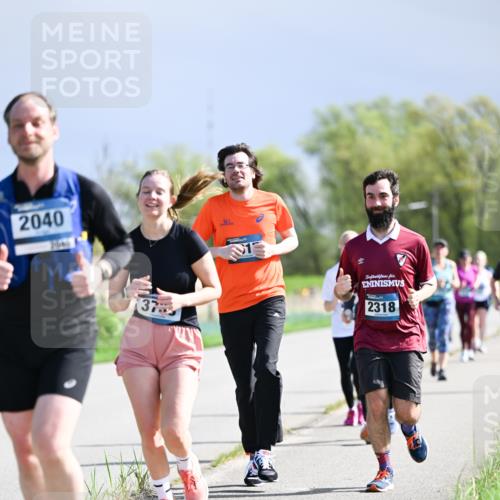 07.04.2024 - 43. Internationalen Wilhelmsburger Insellauf Dr. Thomas Lammeyer http://msf.ph/oto/6050632 07.04.2024 11:18:47 Laufen 2040, 37, 2318 meine-sportfotos.de